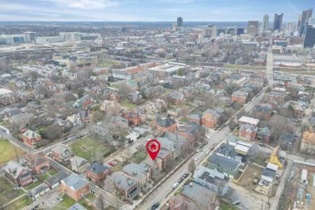 Historic Elegance Retreat - Downtown Ferienhaus *