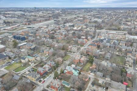 Historic Elegance Retreat - Downtown Columbus