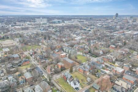 Historic Elegance Retreat - Downtown Columbus