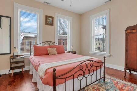Historic Elegance Retreat - Downtown *