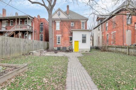 Historic Elegance Retreat - Downtown Ferienhaus
