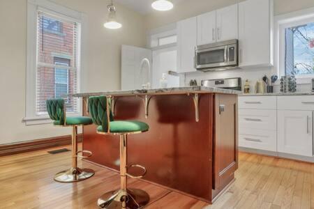 Historic Elegance Retreat - Downtown